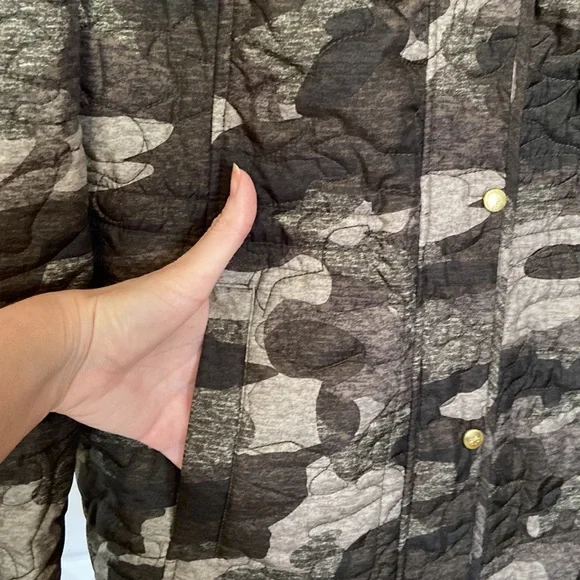 ISAAC MIZRAHI LIVE Green Camo Print Quilted Long Sleeve Zipper Front Jacket XS - Picture 3 of 13